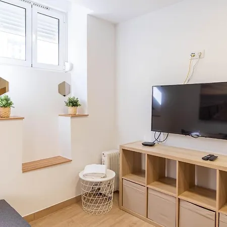 Belem - Near Main Touristic Area *